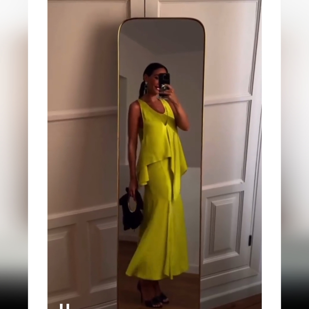 BNWT! Zara flowy dress with cape ZW collection